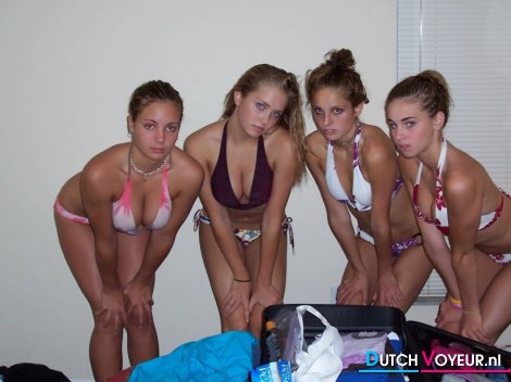 Deze tieners in bikini zien er aardig uit