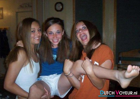 de sexverslaafde meisjes :|
