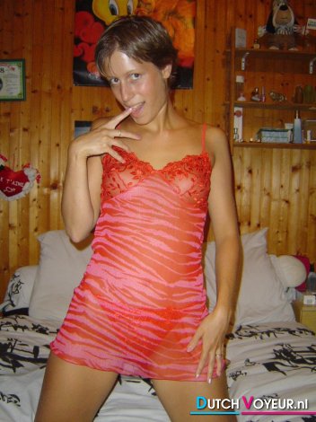 girl poseert met de prikkelende gloed ;)