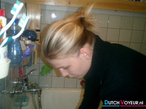 tetten...