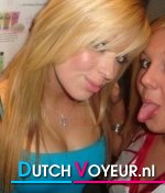 schat babbelt met de kaalgeschoren ambiance..