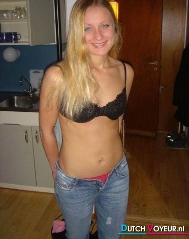 signorina hangt in een opwindende gewenstte gloed :b