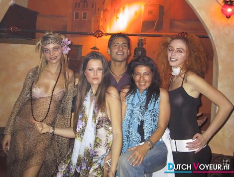 de opzwepende girl ^^