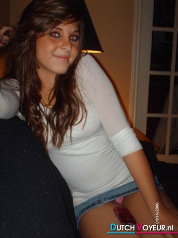 Een leuke naakte chick!!! ;)