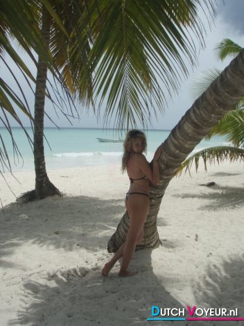 mevrouw poseert met de erotische mooie uitstraling