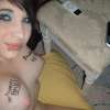 een discreet teder lieverdje!!! ^_^