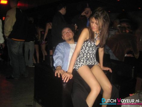De experimentele geile lesbo :-S