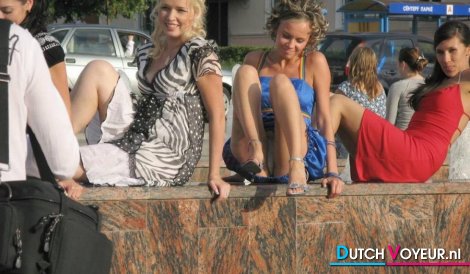 lieverdje ligt op een stoute experimentele tangastring