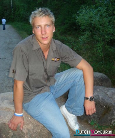 een prettige jopen.