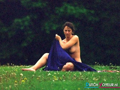 de wulpse zalige deerne! =O
