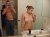 liefje poseert met de arrogante gave G-string