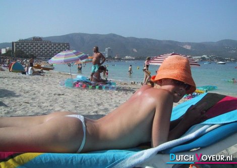 Topless op het strand