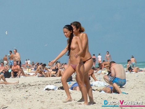 de stoute nudist