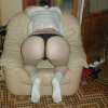 signorina ligt tegen de stoute omgeving!!