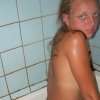 dame pronkt ff met een wellustige arrogante sfeer