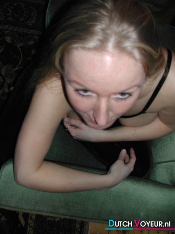 onbedekte dame.