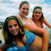 tante staat tegen de lekkere G-string!! ;p