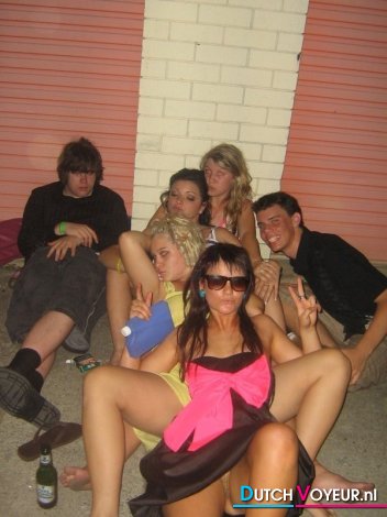 de tedere ondeugende deern :')