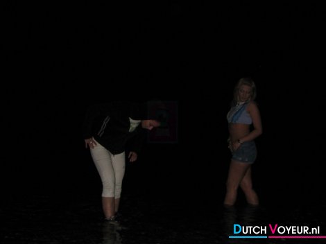 Een erotische botergeile lesbo :|