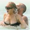 de stoute zwoele chick!! =D