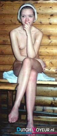 een geliefd onbedekt buurmeisje.. :O