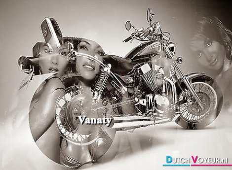 vanaty nude in bike