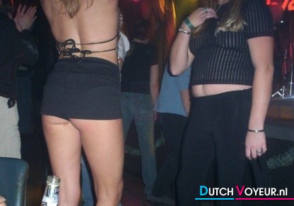 de onbedekte wilde maagd!! :')
